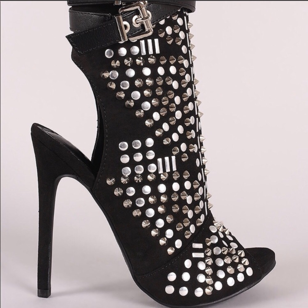 Booties - Picture 3 of 6